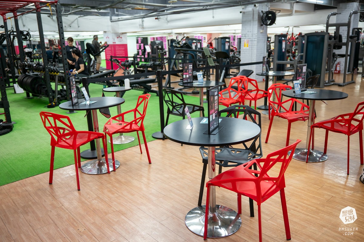 有家健身自由館|女性健身友善的初學天堂|高雄低月費健身房 養成日常運動 一對一女性教練多 - 第6張圖 有家健身自由館|女性健身友善的初學天堂|高雄低月費健身房 養成日常運動 一對一女性教練多