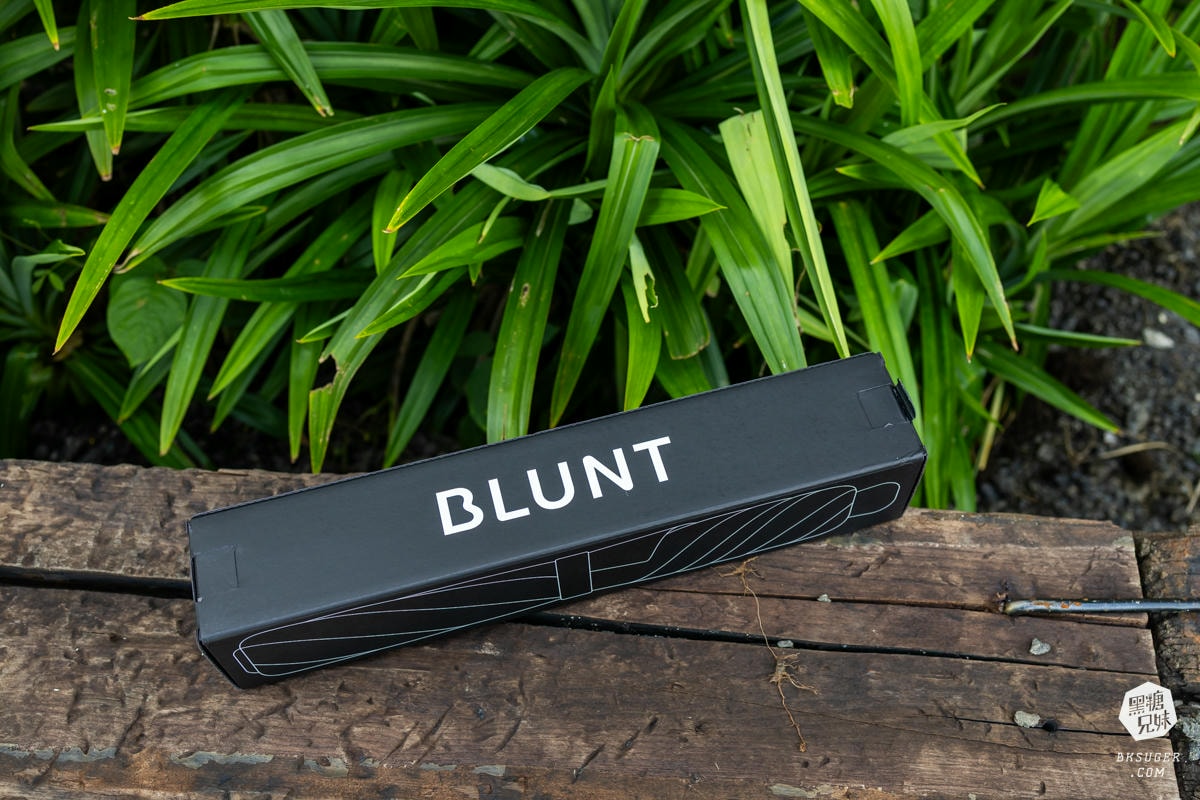 BLUNT Metro折疊傘|抗UV自動防風折傘|實測11級強風也吹不壞的都市生存裝備 - 第3張圖 BLUNT Metro折疊傘|抗UV自動防風折傘|實測11級強風也吹不壞的都市生存裝備