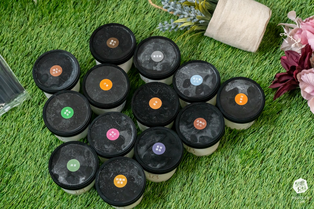 Feeling18 巧克力工房|南投名產推薦-慈恩街名產園區|生巧克力、義式冰淇淋、生吐司曲奇餅、玻璃屋咖啡廳 - 第34張圖 Feeling18 巧克力工房|南投名產推薦-慈恩街名產園區|生巧克力、義式冰淇淋、生吐司曲奇餅、玻璃屋咖啡廳