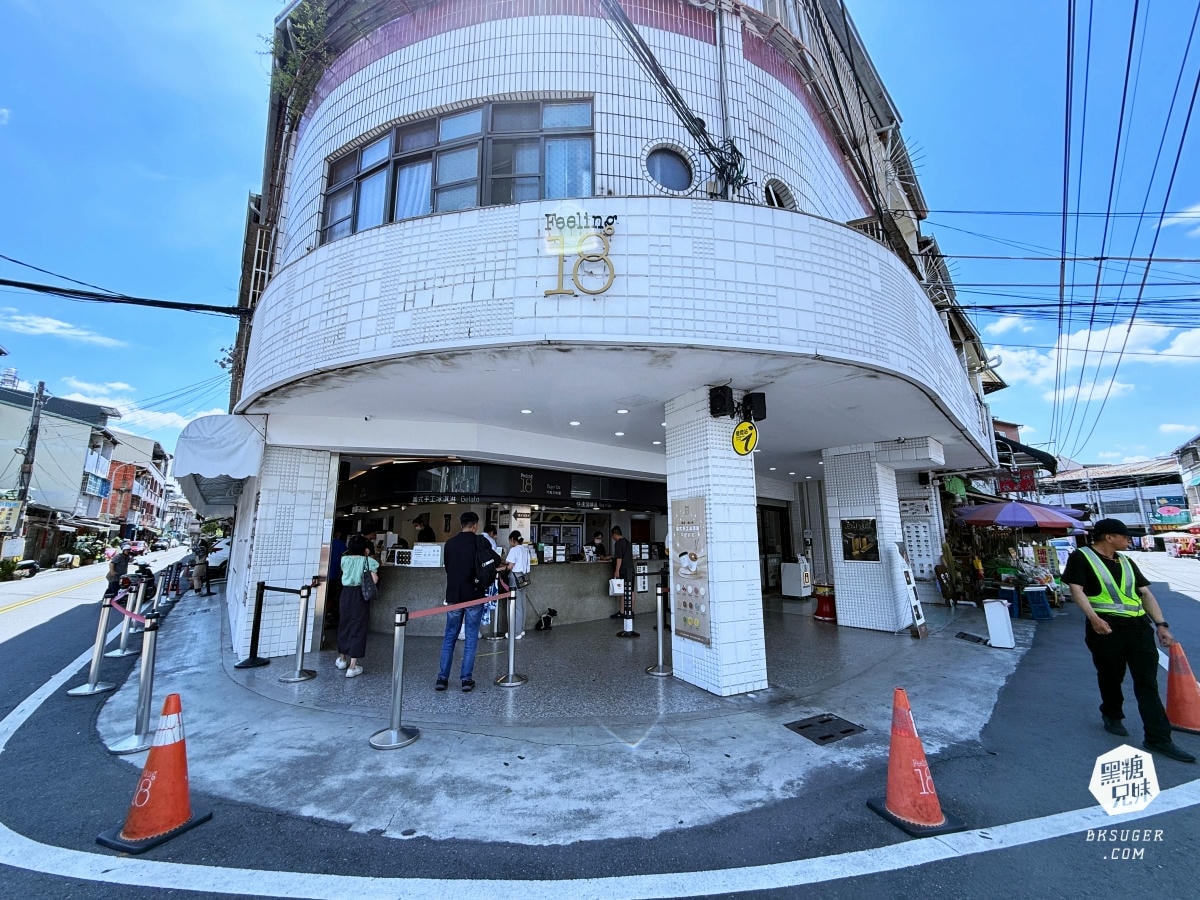 Feeling18 巧克力工房|南投名產推薦-慈恩街名產園區|生巧克力、義式冰淇淋、生吐司曲奇餅、玻璃屋咖啡廳 - 第22張圖 Feeling18 巧克力工房|南投名產推薦-慈恩街名產園區|生巧克力、義式冰淇淋、生吐司曲奇餅、玻璃屋咖啡廳