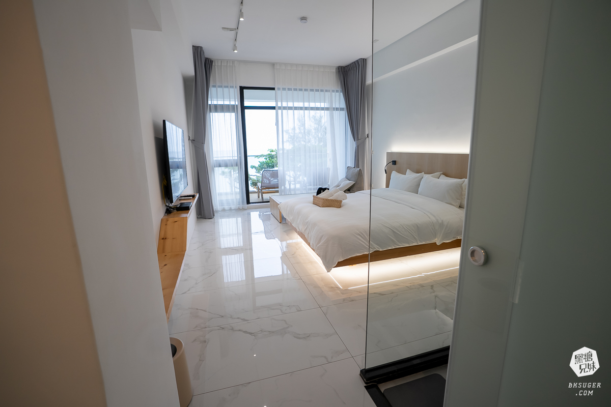 一宅 ｜墾丁後灣住宿推薦｜海灘就在民宿後方｜距離恆春鎮上十分鐘-奧丁丁揪你訂房