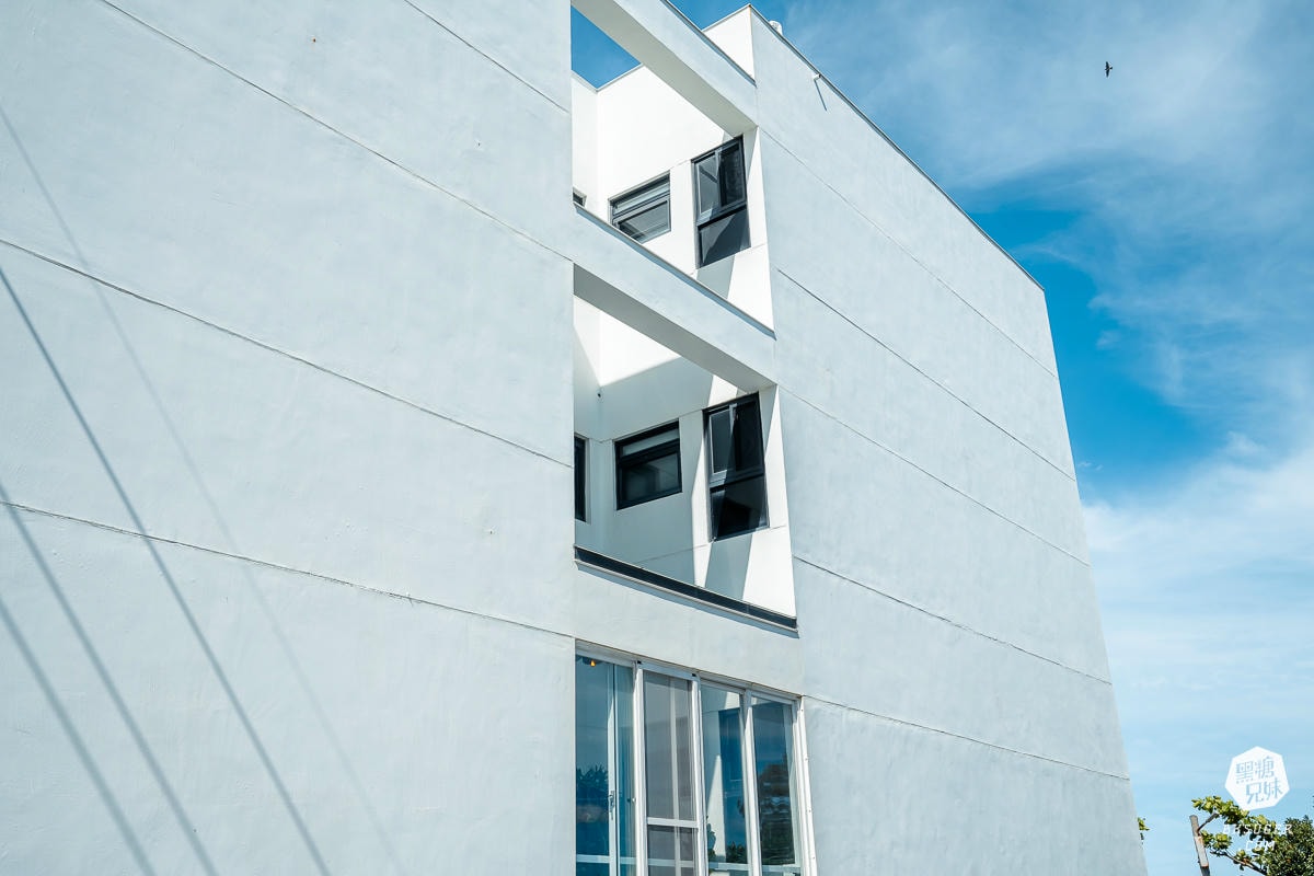 一宅 ｜墾丁後灣住宿推薦｜海灘就在民宿後方｜距離恆春鎮上十分鐘-奧丁丁揪你訂房