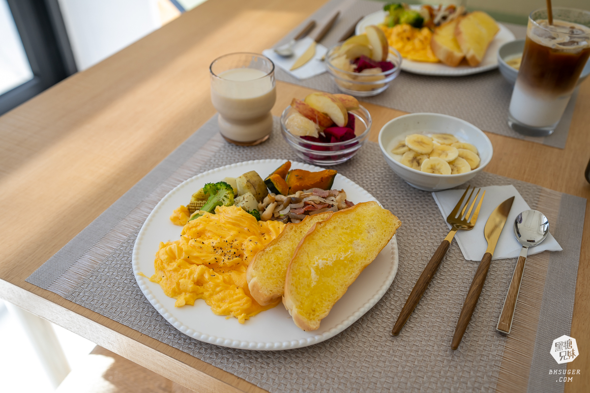 一宅 ｜墾丁後灣住宿推薦｜海灘就在民宿後方｜距離恆春鎮上十分鐘-奧丁丁揪你訂房