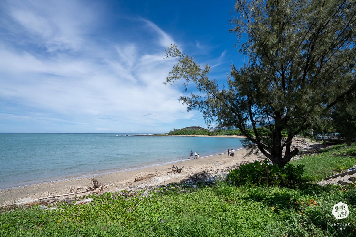 一宅 ｜墾丁後灣住宿推薦｜海灘就在民宿後方｜距離恆春鎮上十分鐘-奧丁丁揪你訂房
