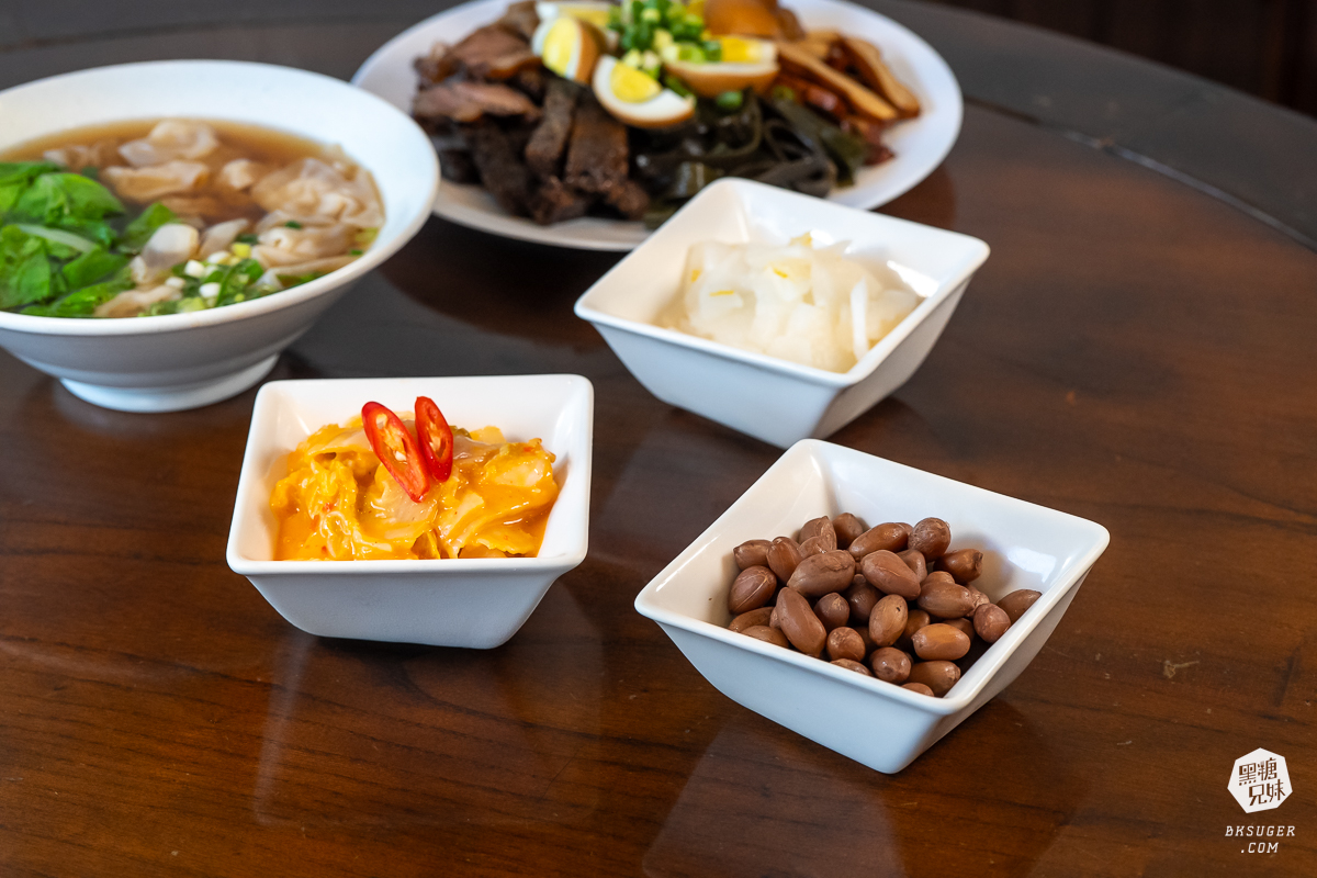 江北食堂風味外省麵｜鳳山必吃美食，復古懷舊風麵館｜鳳山午餐、捷運衛武營美食好選擇