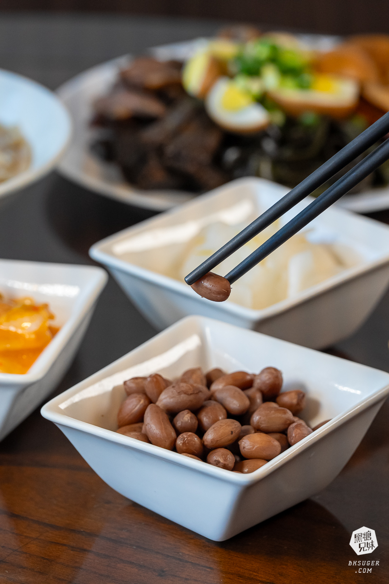 江北食堂風味外省麵｜鳳山必吃美食，復古懷舊風麵館｜鳳山午餐、捷運衛武營美食好選擇