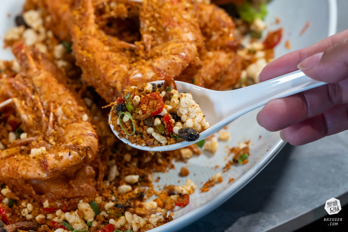 禎美樓：港都裡的一個小天地，關於慢食文化與新中菜的餐廳哲學｜鄰近中央公園、大同醫院