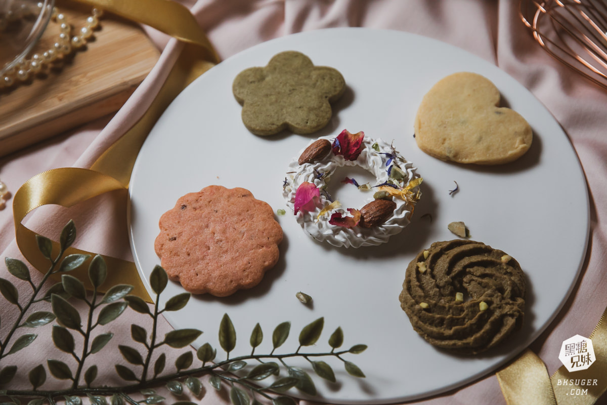 手工喜餅推薦|Bloom wedding花神頂級法式喜餅|4款超美的輕奢質感禮盒-喜餅試吃推薦 - 第17張圖 手工喜餅推薦|Bloom wedding花神頂級法式喜餅|4款超美的輕奢質感禮盒-喜餅試吃推薦