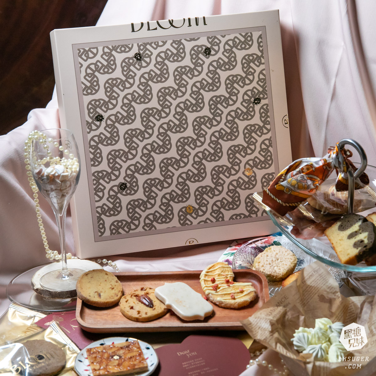 手工喜餅推薦|Bloom wedding花神頂級法式喜餅|4款超美的輕奢質感禮盒-喜餅試吃推薦 - 第11張圖 手工喜餅推薦|Bloom wedding花神頂級法式喜餅|4款超美的輕奢質感禮盒-喜餅試吃推薦