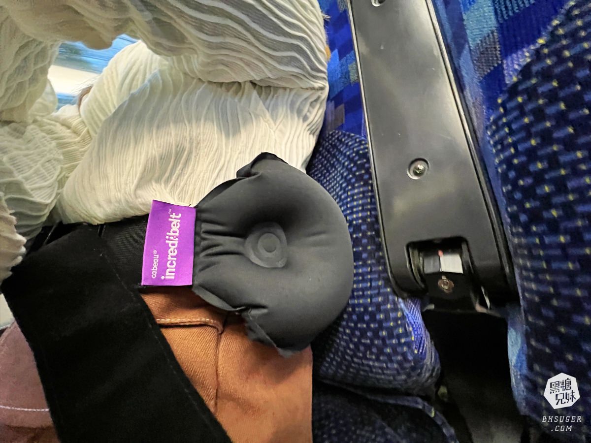 美國Cabeau頸枕旅行神器|360度環繞支撐記憶頸枕 省時省力按壓充氣incredi-belt 超能護腰帶 - 第20張圖 美國Cabeau頸枕旅行神器|360度環繞支撐記憶頸枕 省時省力按壓充氣incredi-belt 超能護腰帶