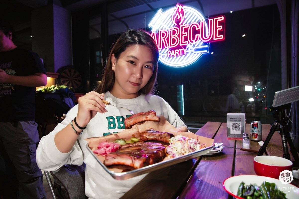 Hot Box Barbecue 美式煙燻烤肉專賣店|不可錯過的極致肉味|高雄最潮的美式煙燻肉店 - 第39張圖 Hot Box Barbecue 美式煙燻烤肉專賣店|不可錯過的極致肉味|高雄最潮的美式煙燻肉店