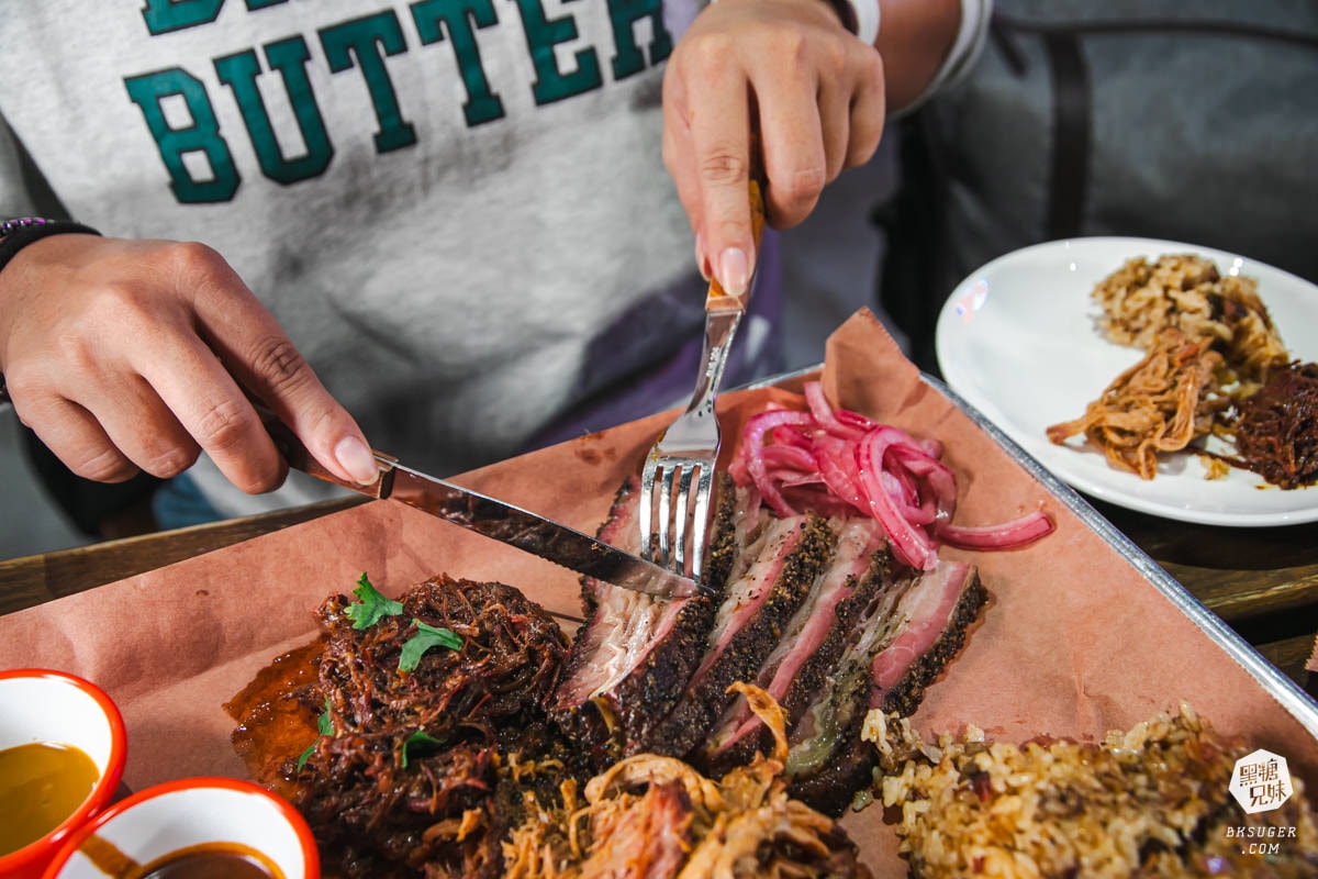 Hot Box Barbecue 美式煙燻烤肉專賣店|不可錯過的極致肉味|高雄最潮的美式煙燻肉店 - 第17張圖 Hot Box Barbecue 美式煙燻烤肉專賣店|不可錯過的極致肉味|高雄最潮的美式煙燻肉店