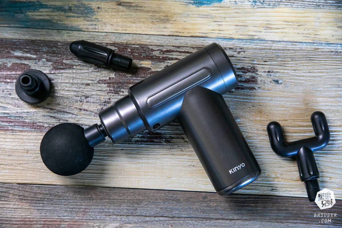 健身肌肉放鬆好夥伴|KINYO隨身舒緩按摩槍|人人必備一隻筋膜槍-平價好上手、低分貝好物|FG-81 - 第12張圖 健身肌肉放鬆好夥伴|KINYO隨身舒緩按摩槍|人人必備一隻筋膜槍-平價好上手、低分貝好物|FG-81