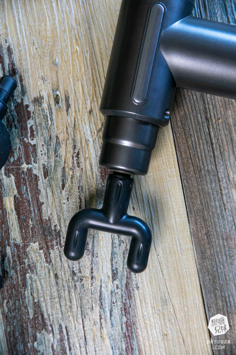 健身肌肉放鬆好夥伴|KINYO隨身舒緩按摩槍|人人必備一隻筋膜槍-平價好上手、低分貝好物|FG-81 - 第14張圖 健身肌肉放鬆好夥伴|KINYO隨身舒緩按摩槍|人人必備一隻筋膜槍-平價好上手、低分貝好物|FG-81